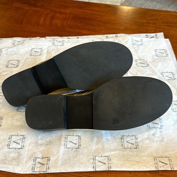 Matisse Tasha Gold Crocodile Print Leather Loafers 8.5M - Picture 7 of 8